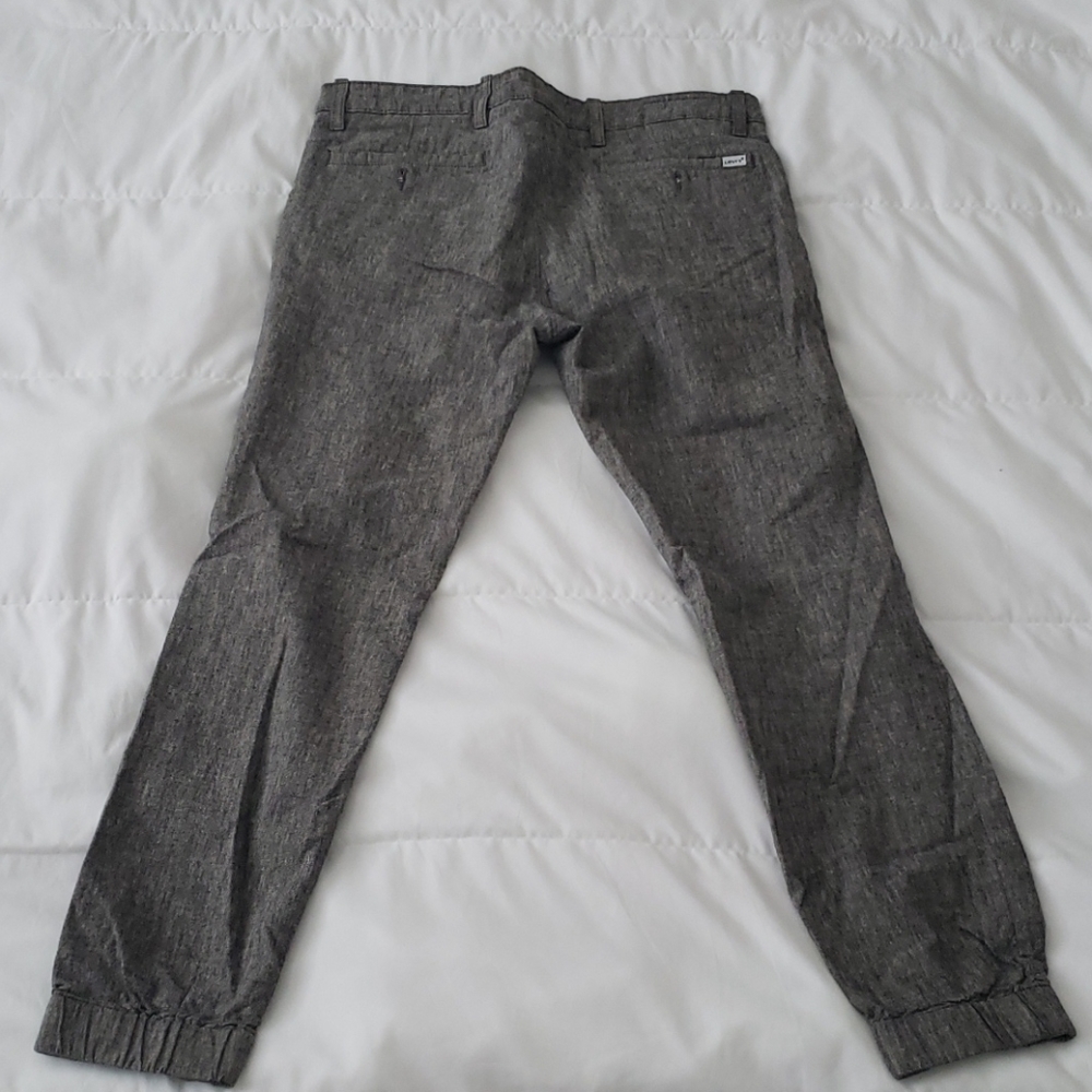 Levi's joggers dress pant